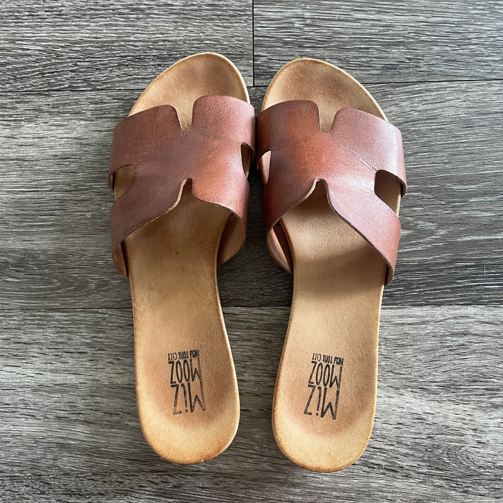 Miz Mooz Brown Leather Sandals Classic Slide Size 9 GUC